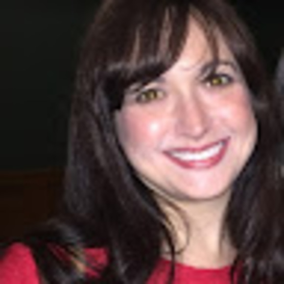 Meet your Posher, Cynthia - Picture 1 of 1